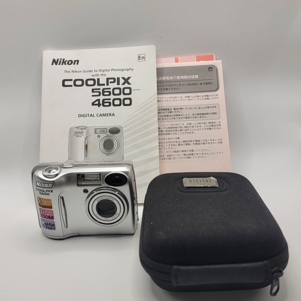 Nikon Coolpix 5600 5.1MP Digital Camera Silver 3x Optical Zoom E5600 Bundle